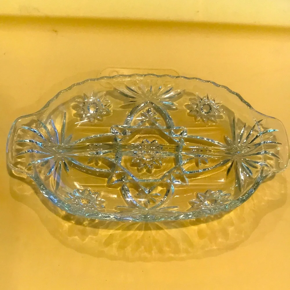 Oval Clear Crystal Glass Divided Candy Nut Relish  Serving Dish